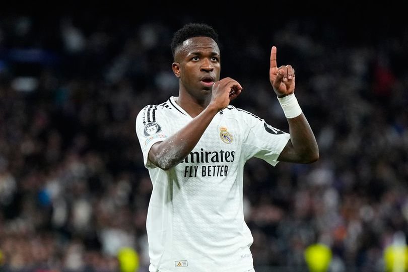 library_upload_21_2025_01_996x664_vinicius-junior-real_6812b82